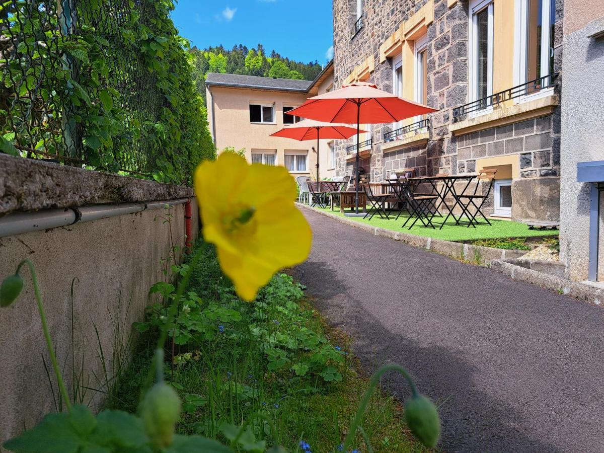 Alti'Pic Hotel Le Mont-Dore Exterior photo
